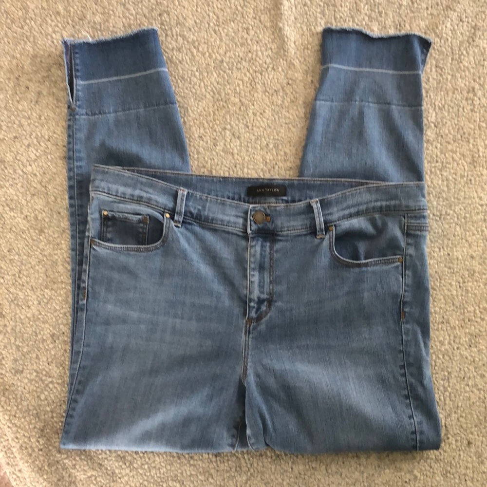 Ann Taylor 14 Raw Hem Modern Skinny Crop Jeans